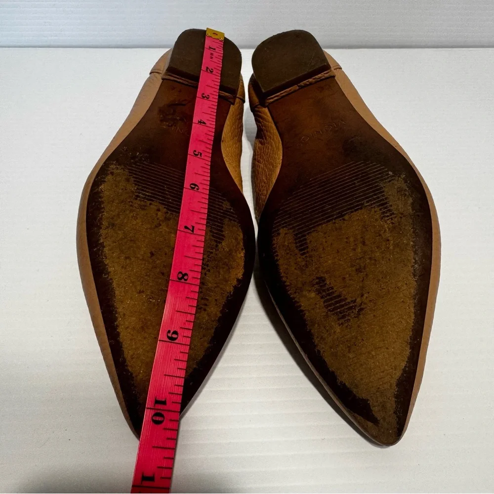 Vionic Noah Tan Leather Pointy Toes Flats Size 7.5 - Picture 16 of 16